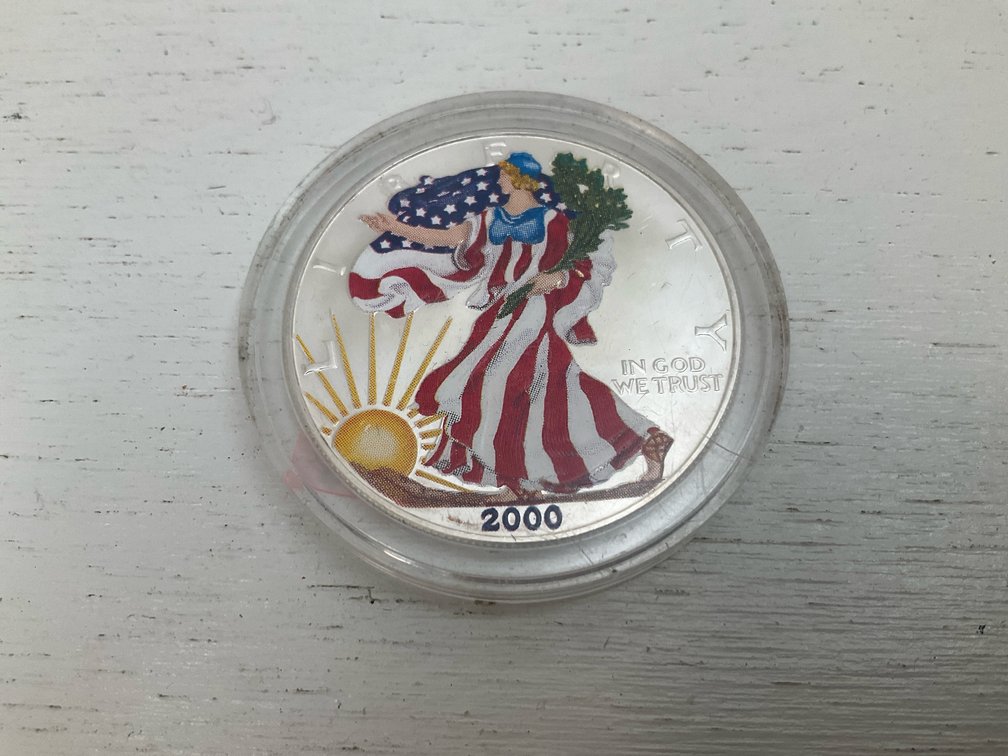 2000 colorized American Silver Eagle 1 oz silver dollar