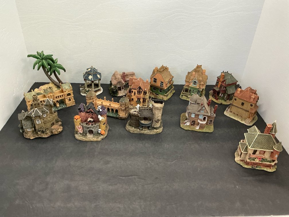 Miniature village buildings & accessories