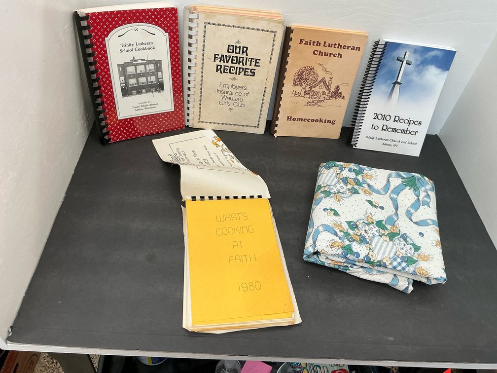 Wisconsin community cookbooks & printed textile