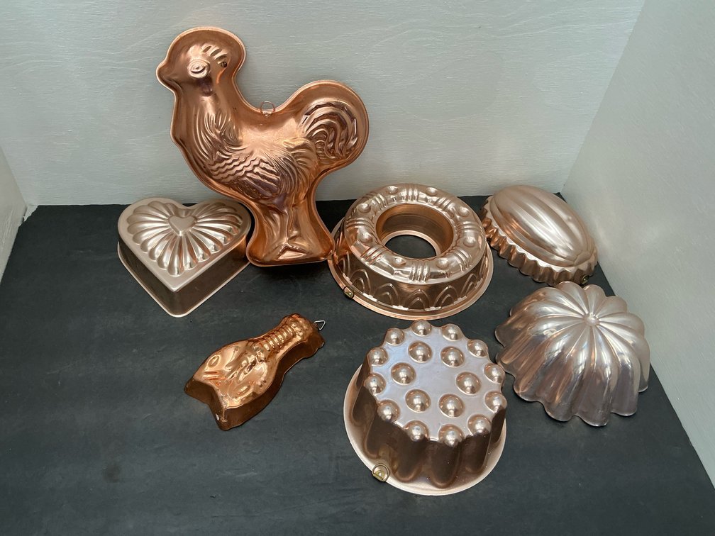 Decorative copper-tone & metal molds