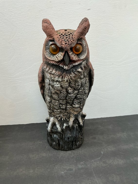 Dalen Products molded horned owl decoy
