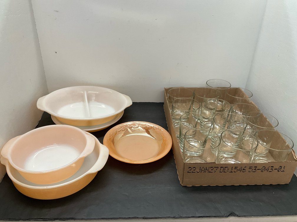 Grouping of peach lustre glassware & clear tumblers