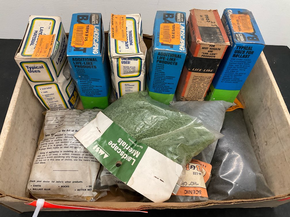 Assorted model railroad ballast & landscaping materials