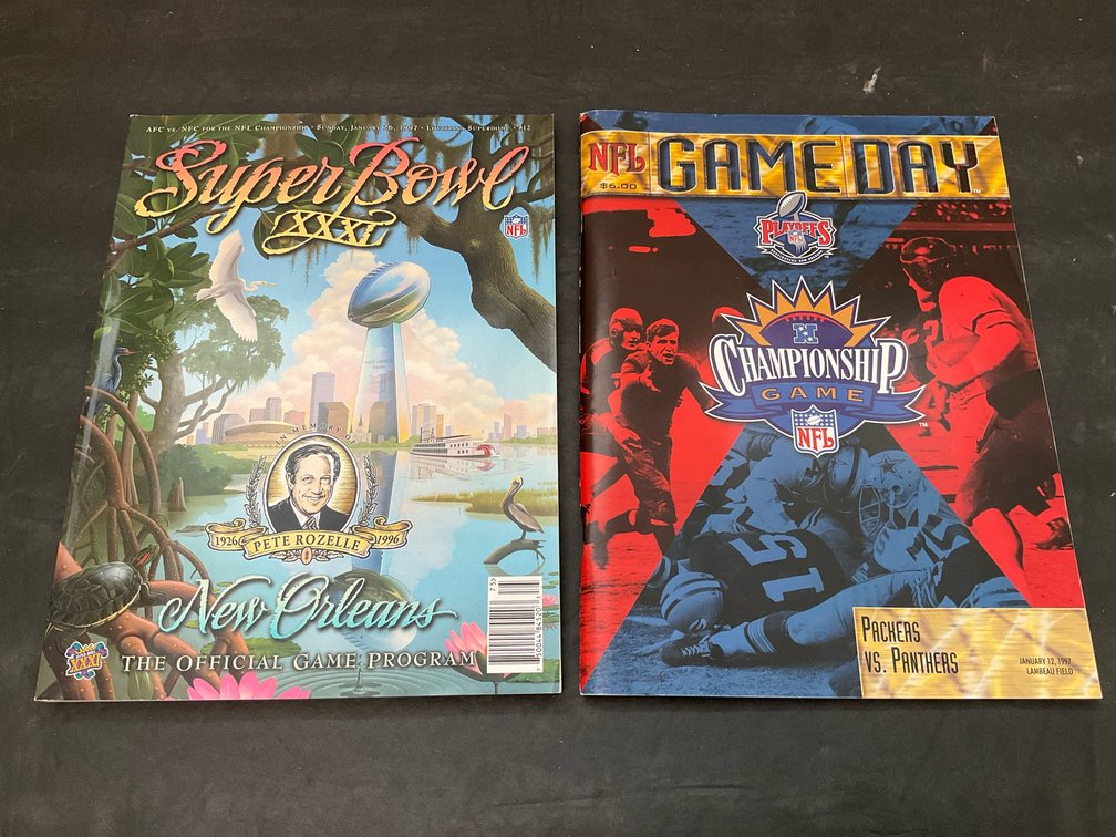 2 NFL 1997 Super Bowl XXXI & NFC Championship programs