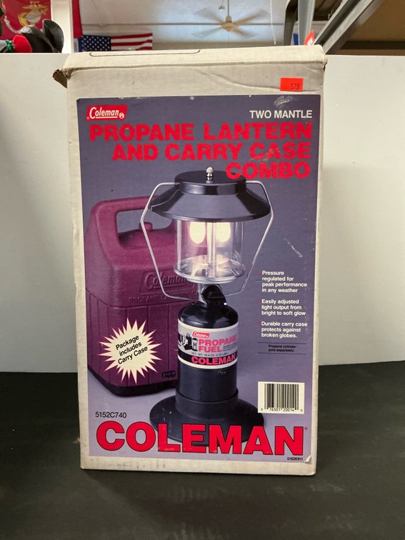 Coleman 2-mantle propane lantern with hard carry case