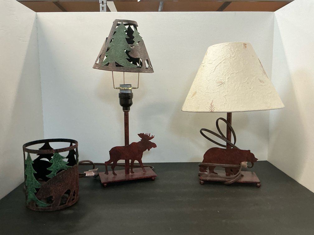 Rustic metal wildlife table lamps & cylinder