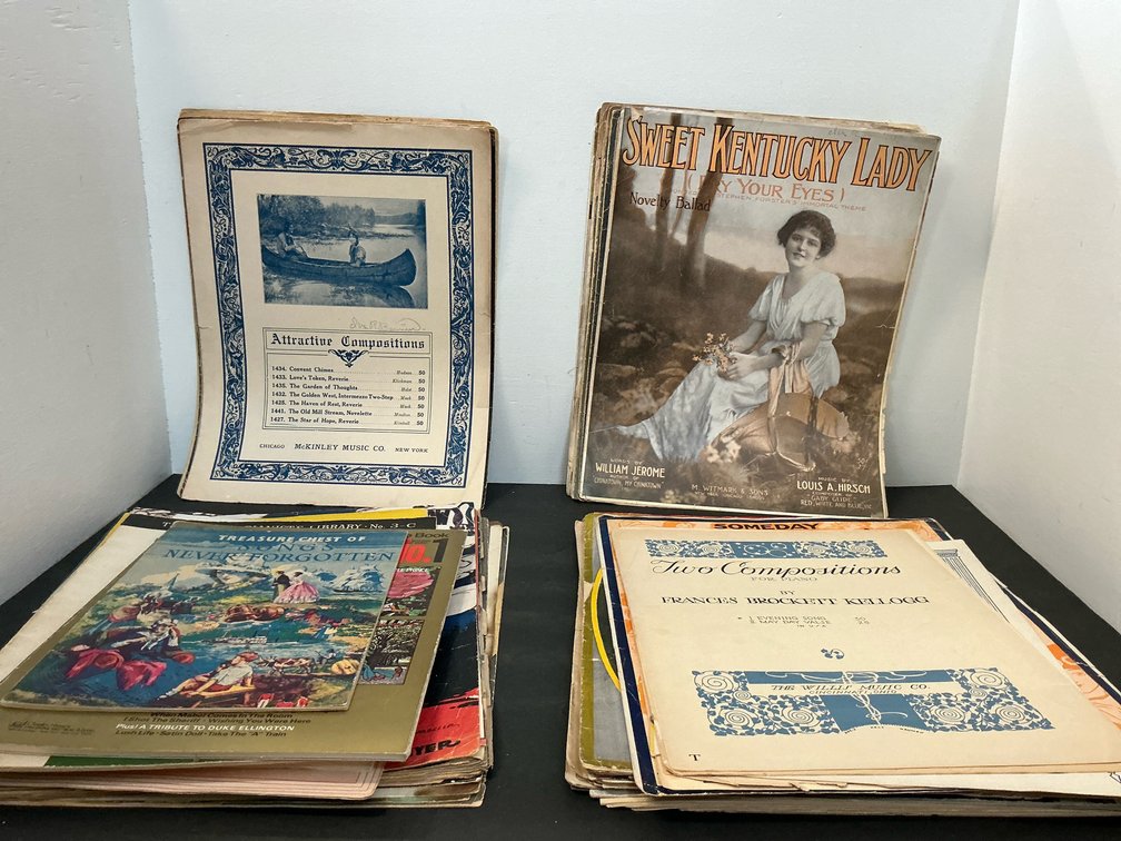 Grouping of printed sheet music & songbooks