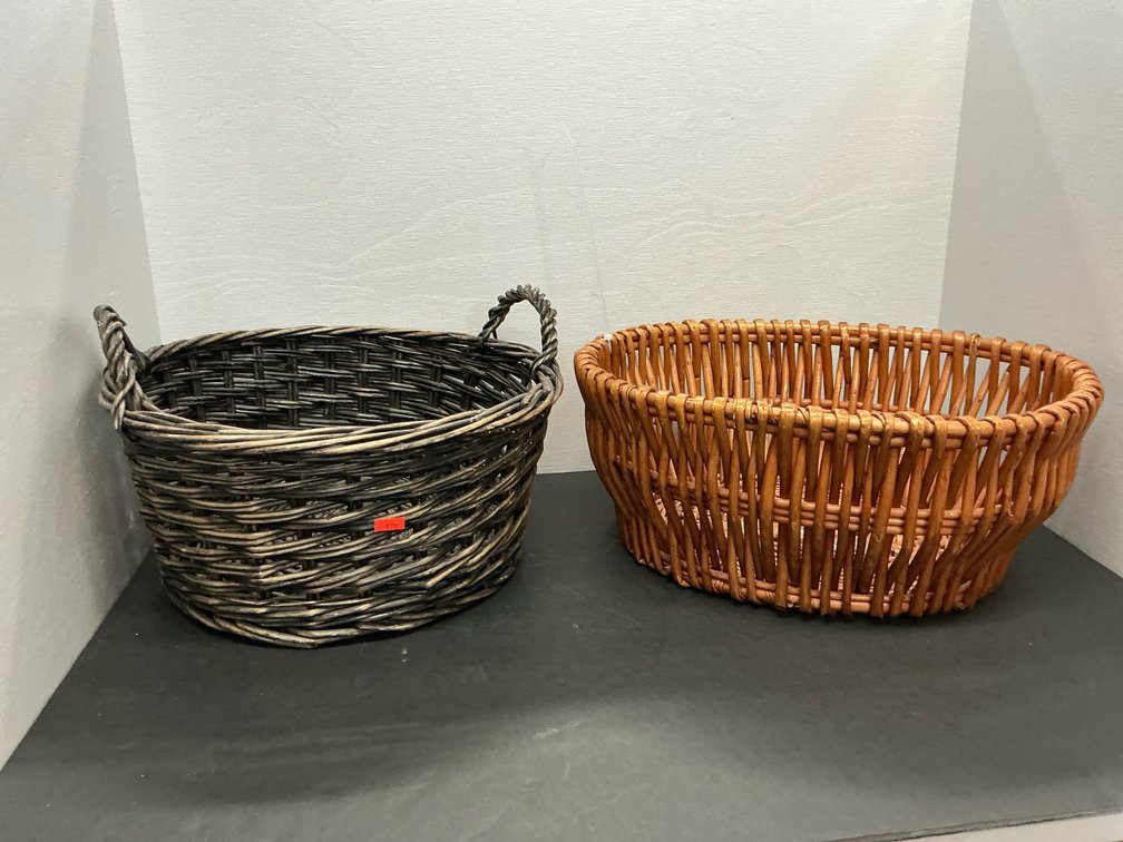 Pair of woven wicker baskets, round & oval