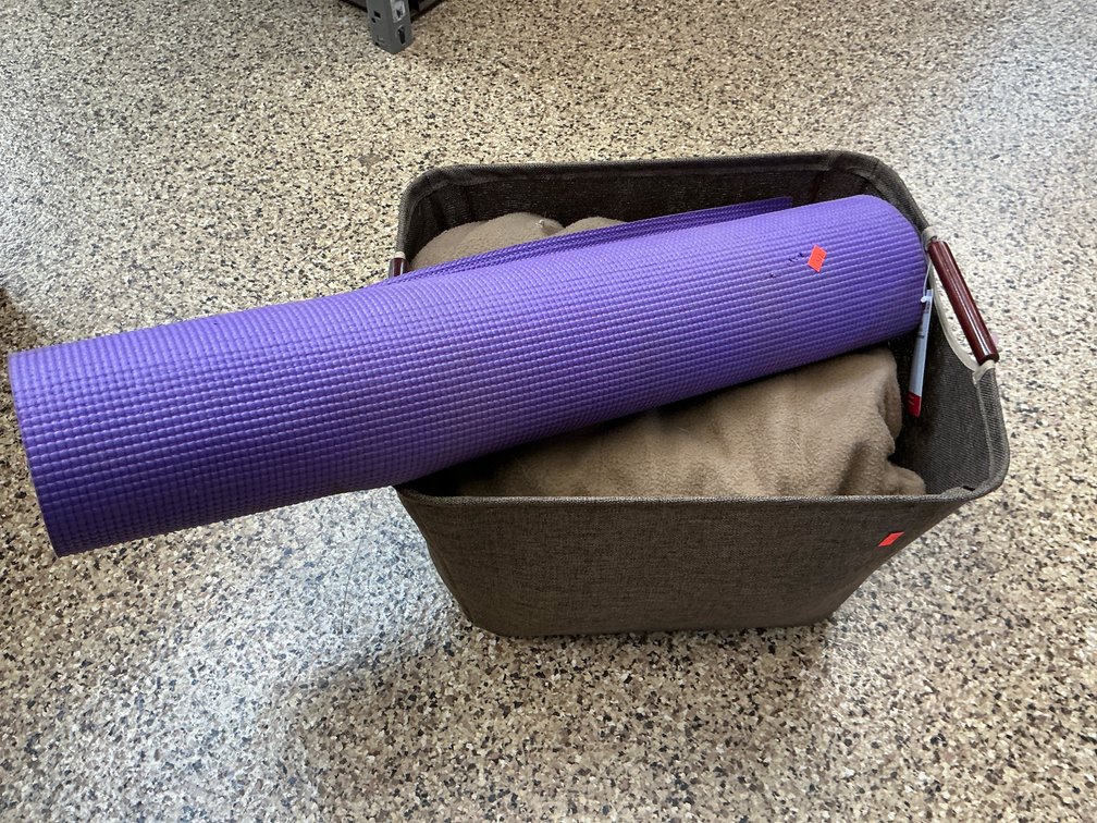 Sunbeam Heated blanket, fabric storage bin & yoga mat