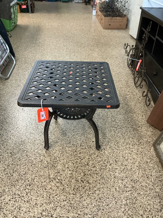 Cast metal square lattice patio side table 21x21x20