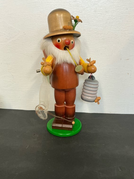 Steinbach wooden beekeeper incense smoker figurine