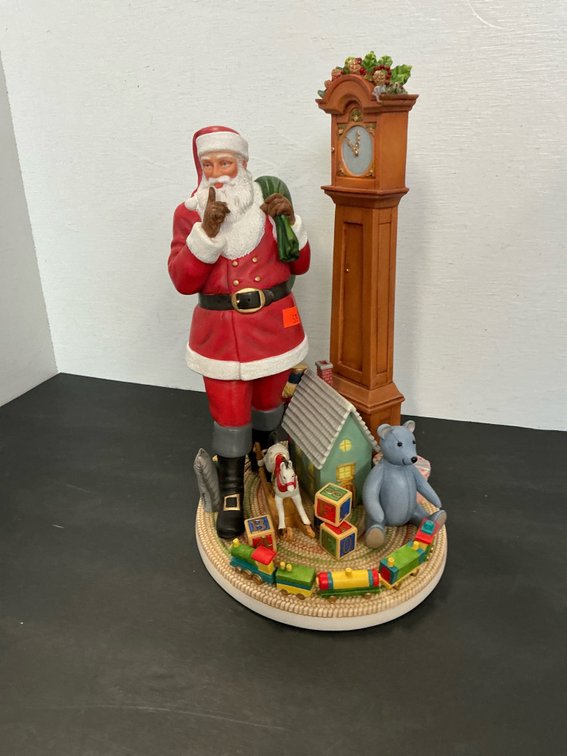 Lenox Santa's Midnight Magic musical figurine