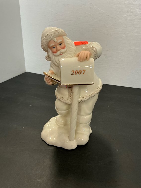 Lenox 2007 porcelain Santa with mailbox figurine