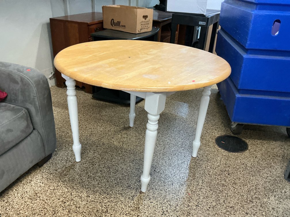 Round wood dining table with white turned legs 39” diameter, 30” tall