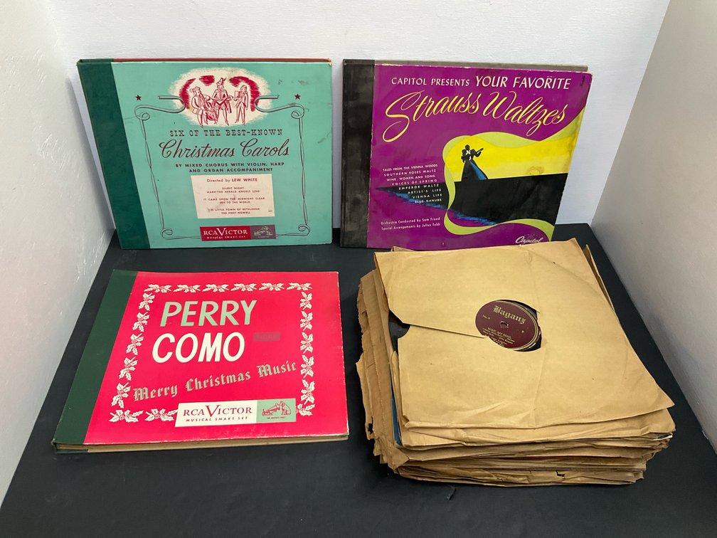 Collection of 78 RPM records & albums