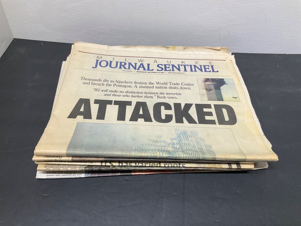 Grouping of September 11, 2001 attack newspapers