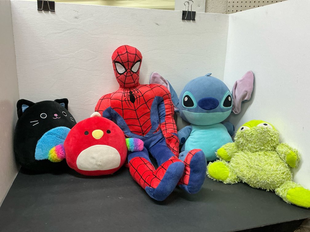 5 plush toys with Spider-Man & Stitch