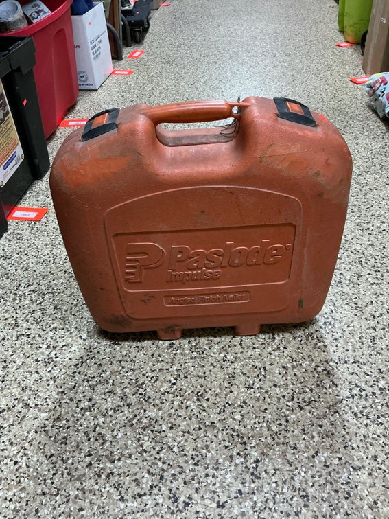 Paslode Impulse angled finish nailer with case