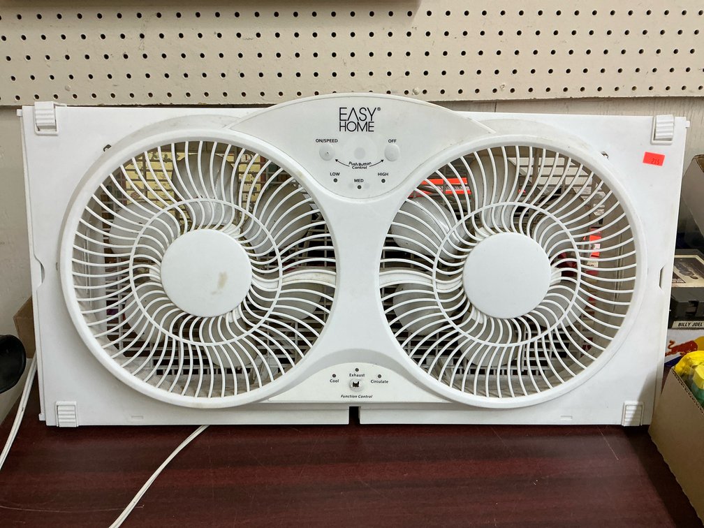 Easy Home twin window fan with expandable panels