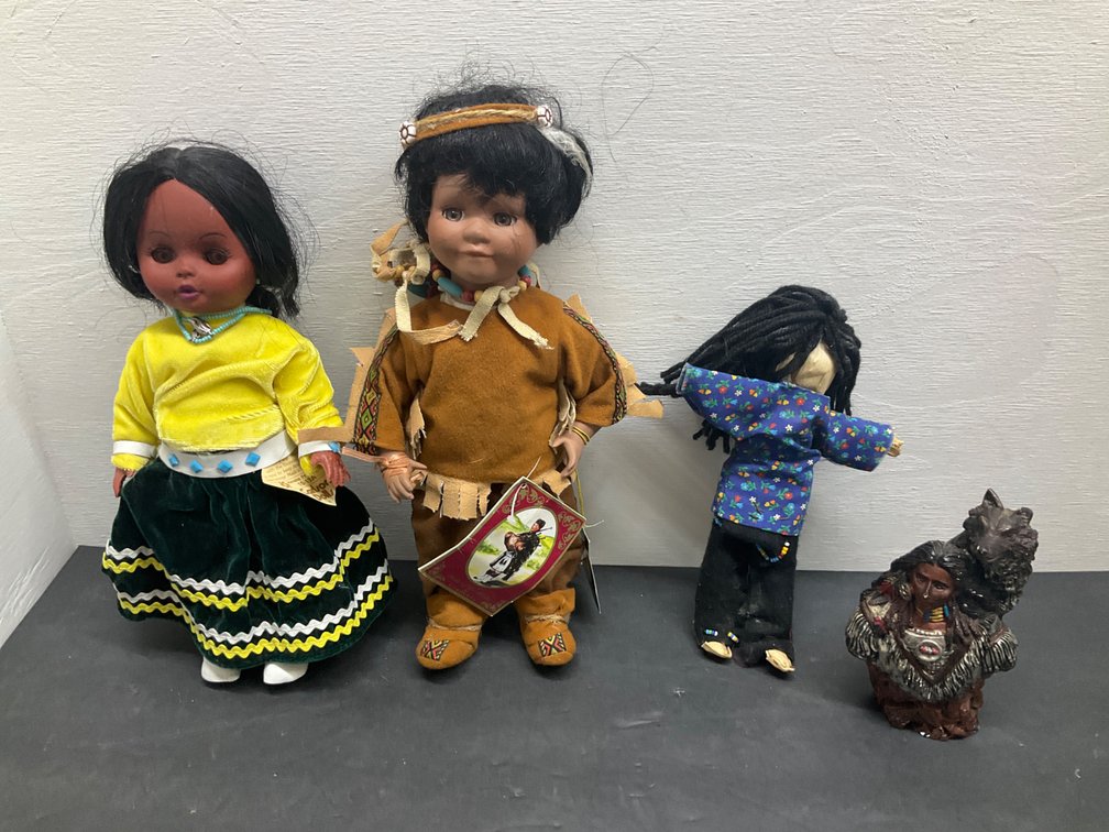 Native American style dolls & figurine