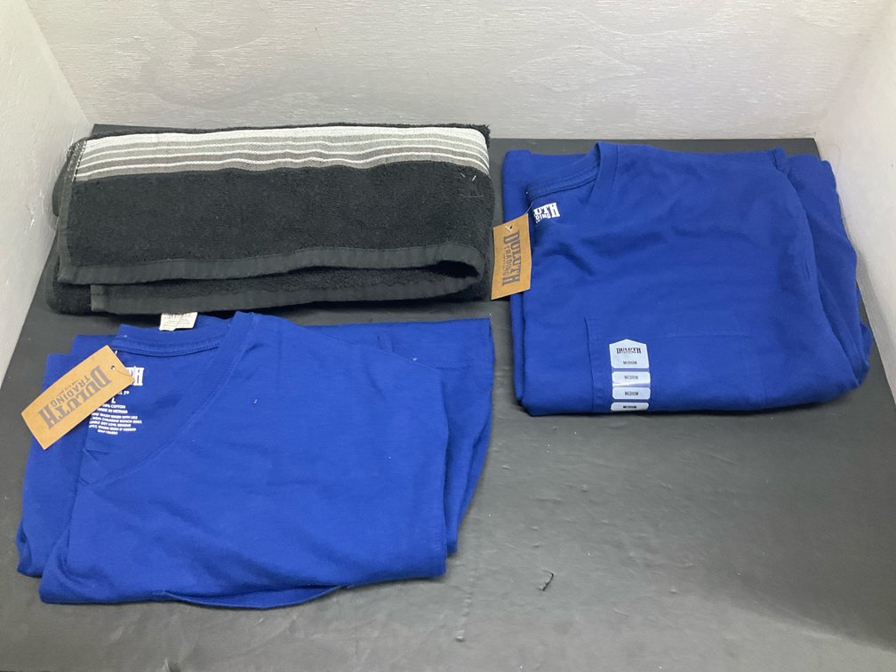 2 Duluth Trading Co. pocket t-shirts & towel
