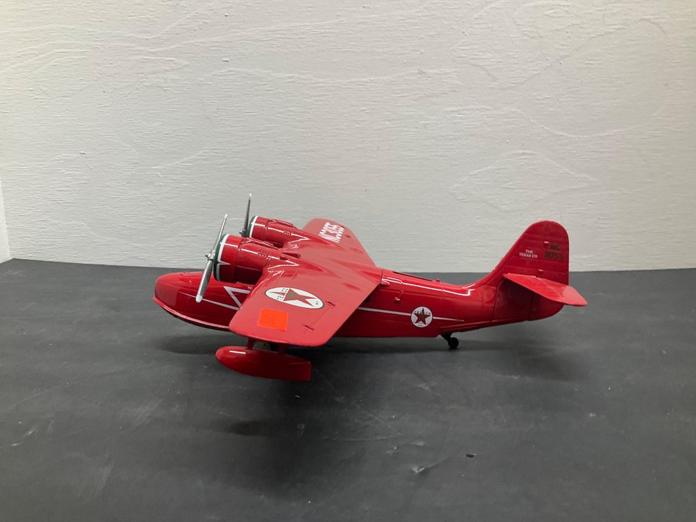 Texaco die-cast twin-engine seaplane coin bank