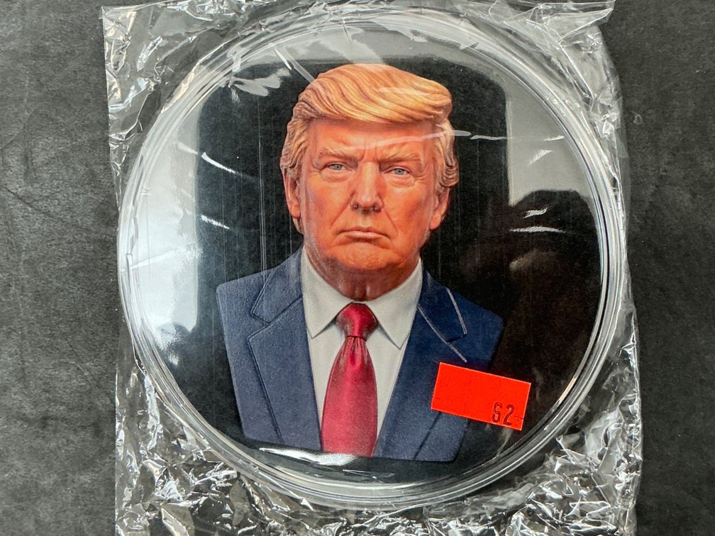 Donald Trump colorized 5 oz .999 copper medallion