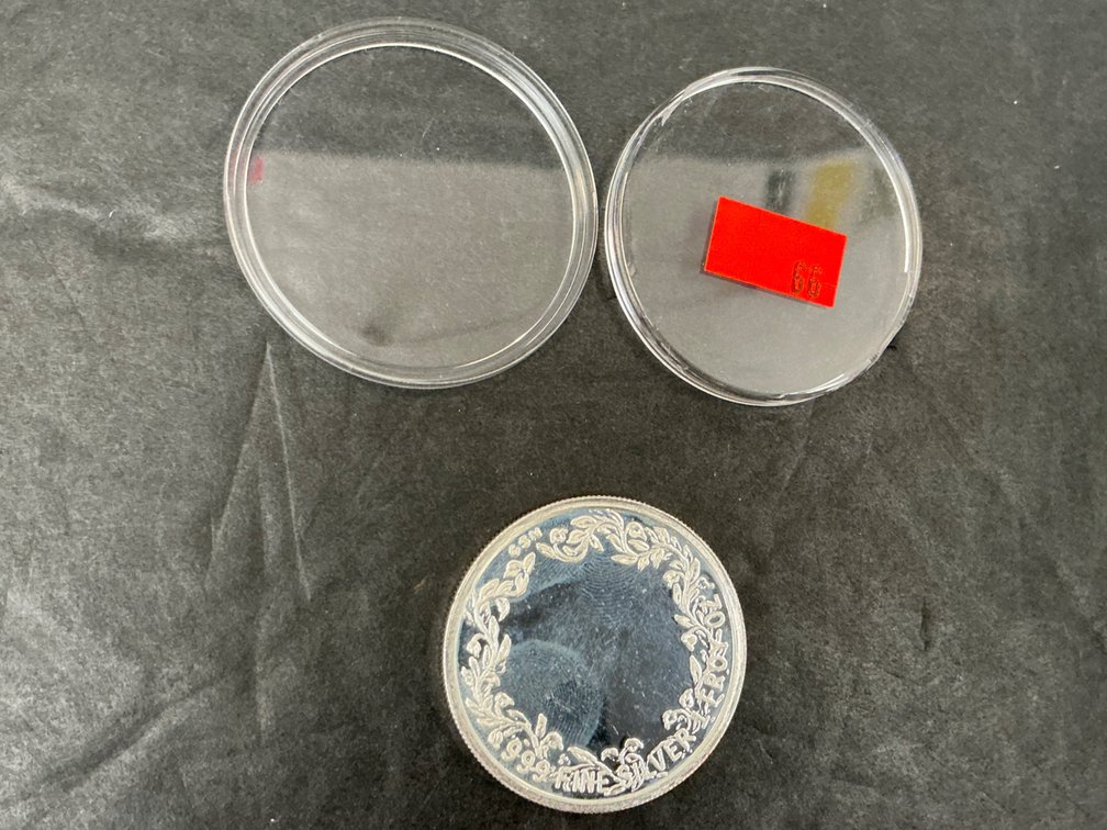 1oz .999 fine silver clown round