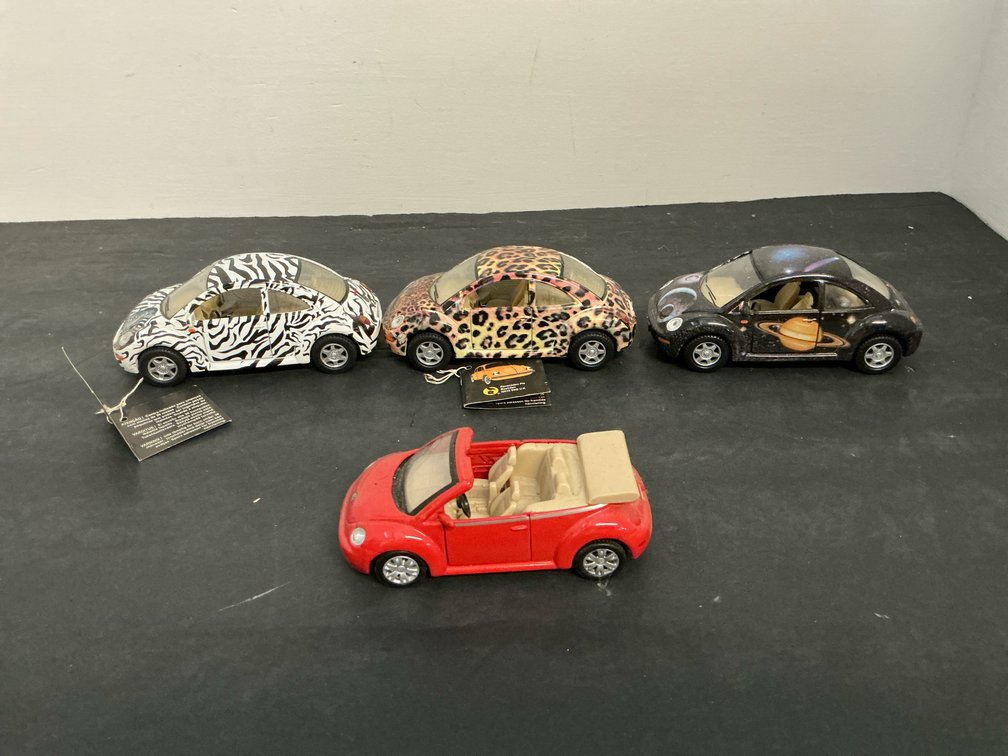 Ravensden New Beetle model cars, approx. 4 in L