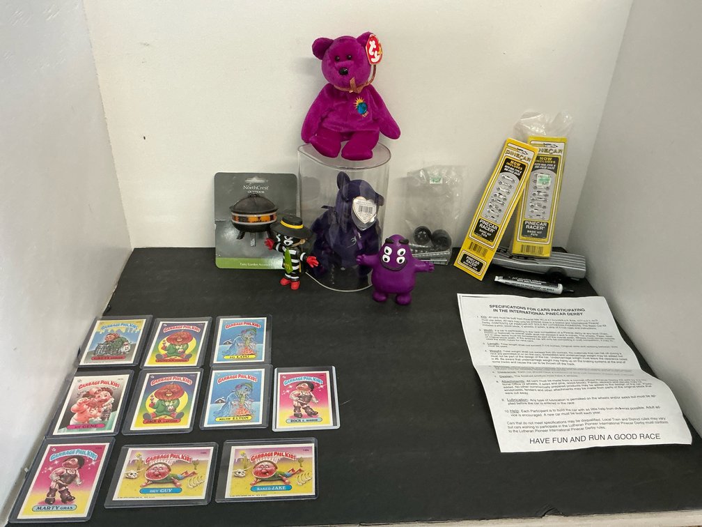 Grouping of collectibles with trading cards, plush & kits