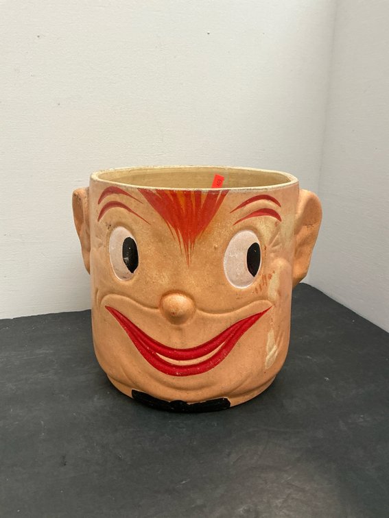 Ceramic planter