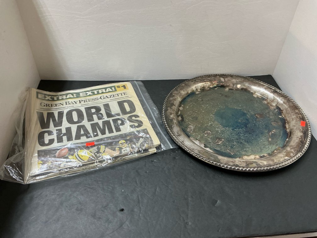Round metal tray & Green Bay Packers 2011 newspapers