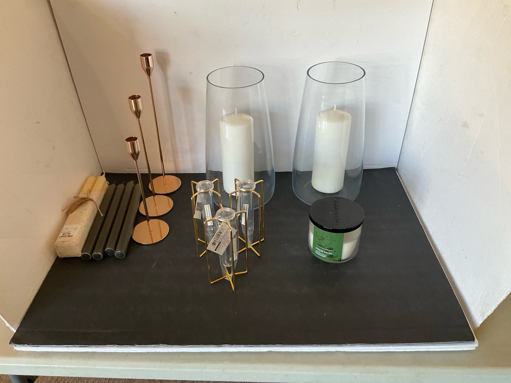 Assorted candle holders, candles & propagation vases - Living Room