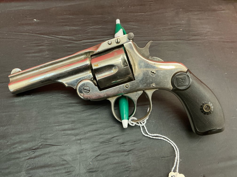 Harrington & Richardson top break revolver S/N NO # present
