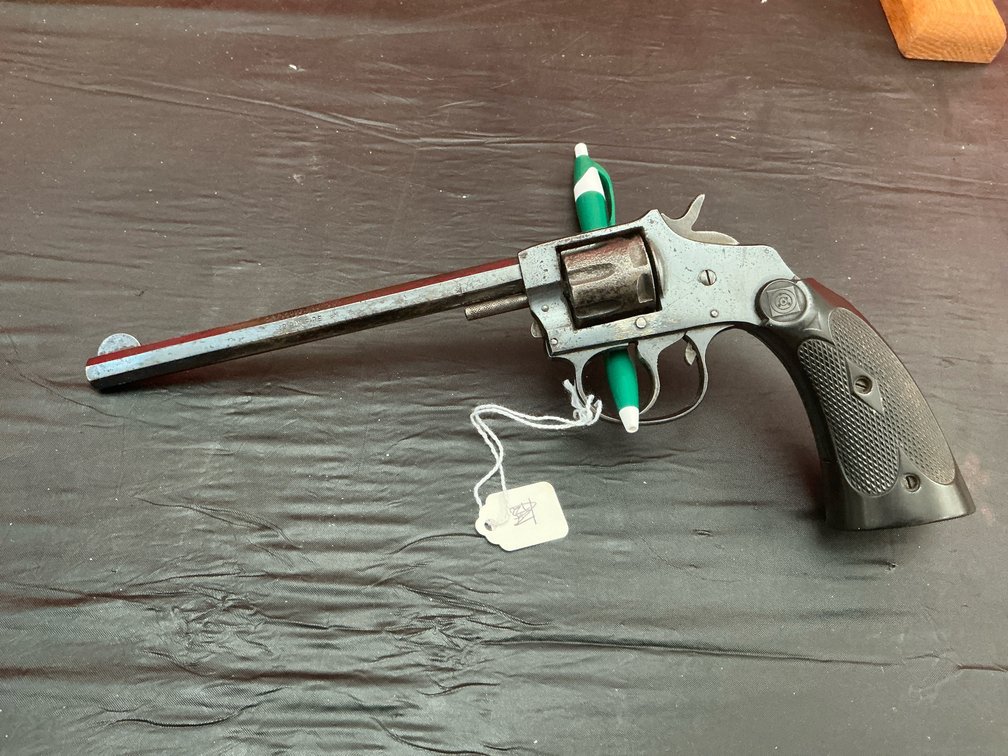 Harrington & Richardson model 1906 .22 revolver S/N  NO # present