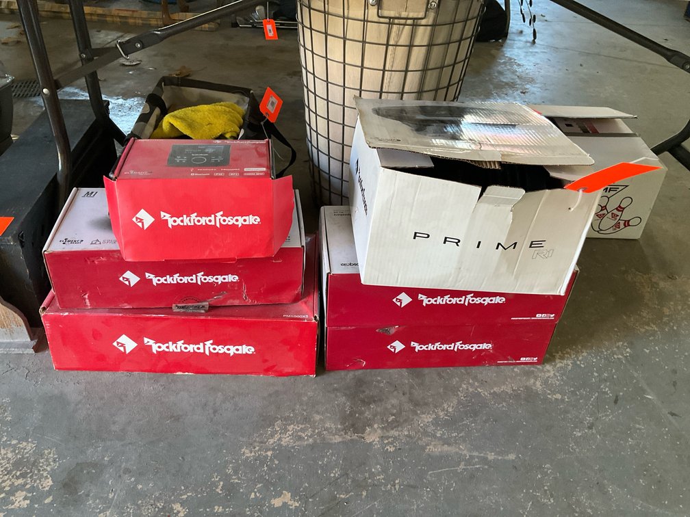 Rockford Fosgate & Hertz marine audio equipment - Garage