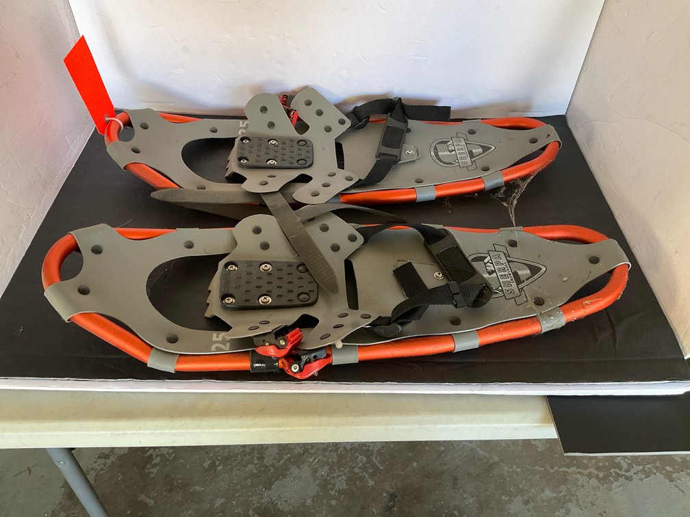 Pair of Sherpa snowshoes with orange frames - Garage