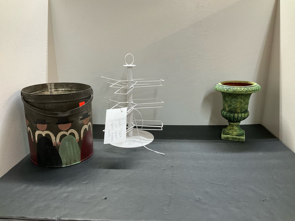 Grouping of ceramic urn, wire rack & metal bucket