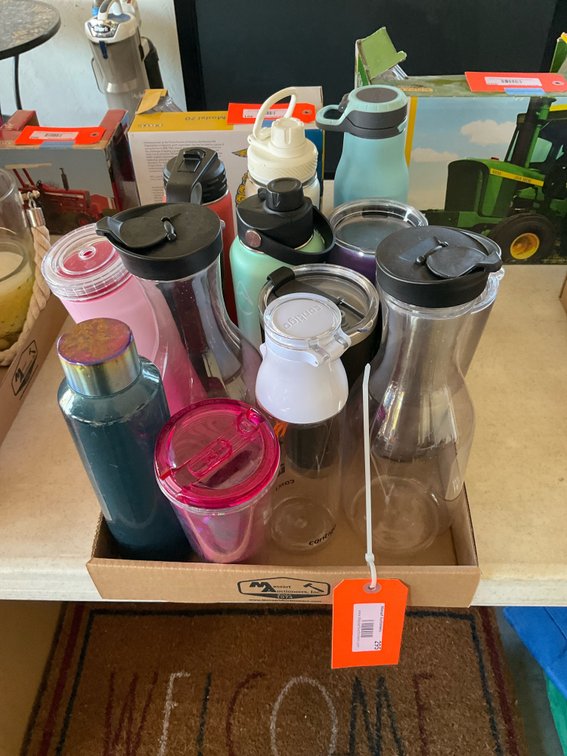 Assorted water bottles, tumblers & drinkware - Garage