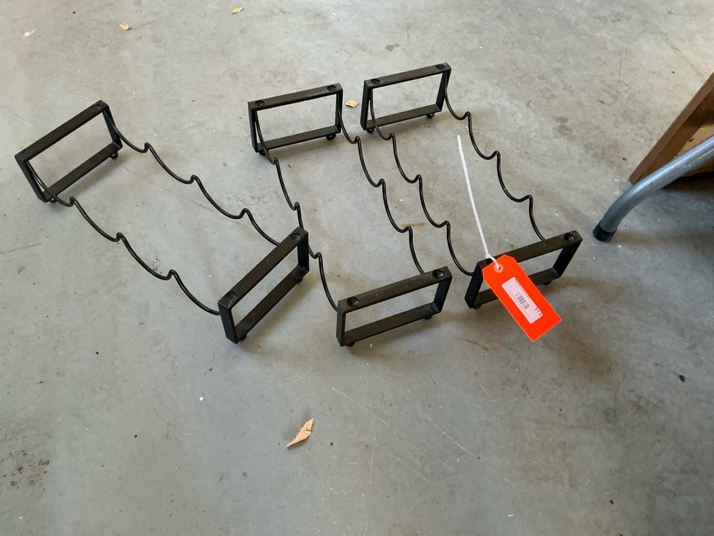Set of 3 black metal stackable wine racks - Garage