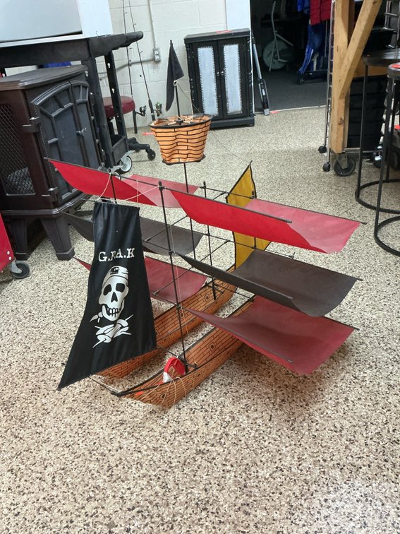 Go Fly a Kite 3D fabric pirate ship kite