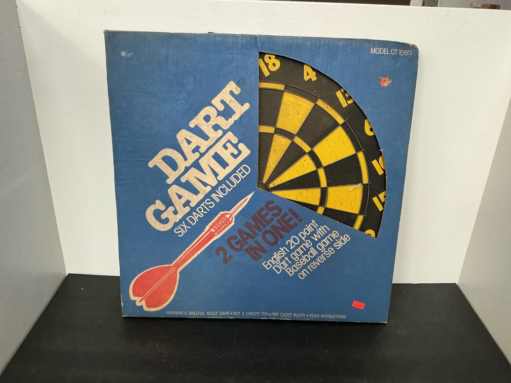 MY Sports Inc. 2-in-1 reversible dartboard, 17 in