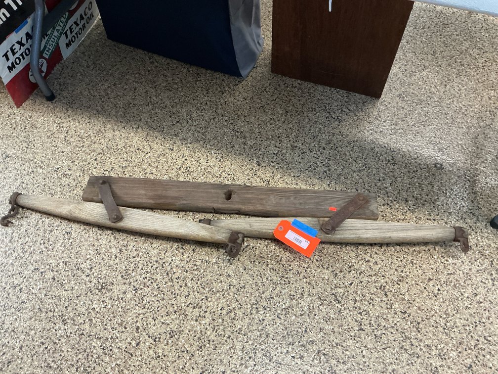 Wooden doubletree beam & 2 singletrees with iron hardware