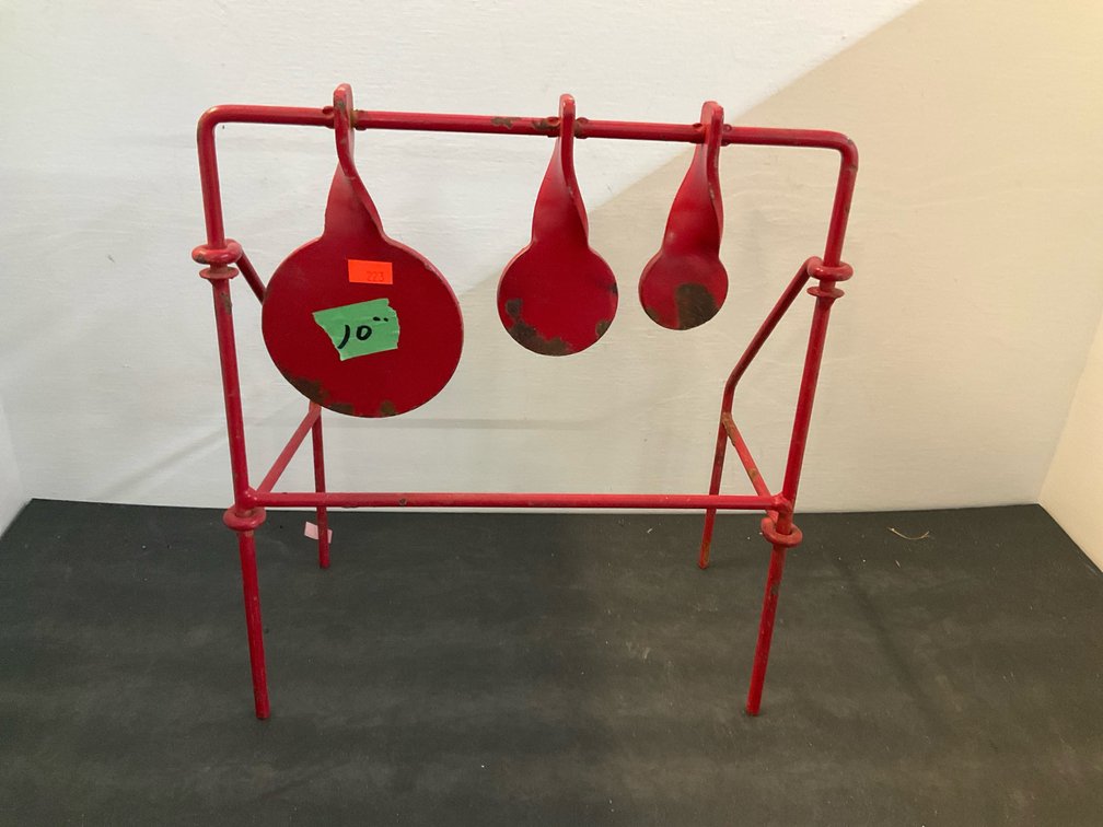 Red metal 3-paddle shooting target stand
