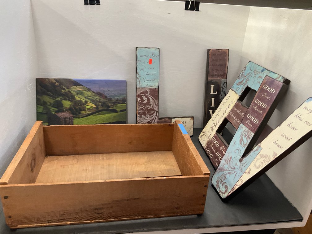 Wooden crate, landscape canvas print & LIVE letters