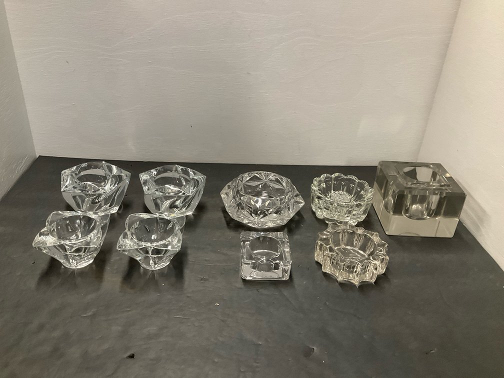 Clear glass & crystal candleholders & dishes