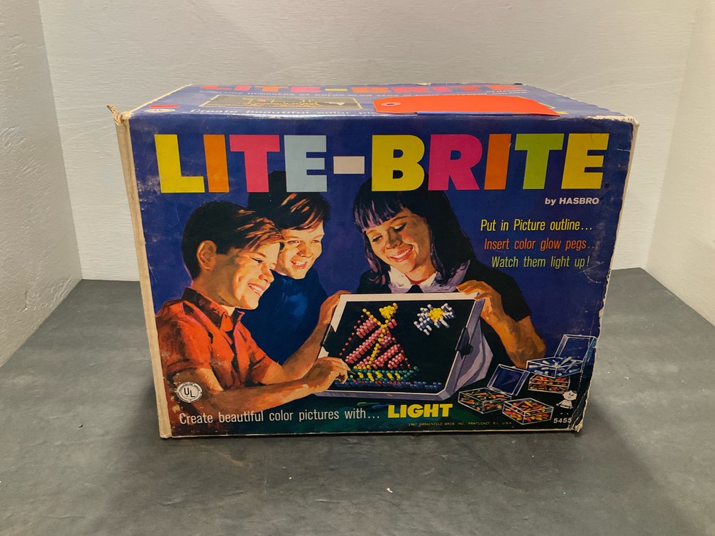 Lite-Brite toy set with box, pegs & refill set