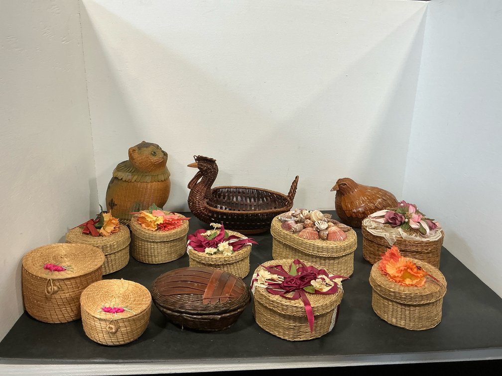 Woven baskets, lidded trinket boxes & animal figures