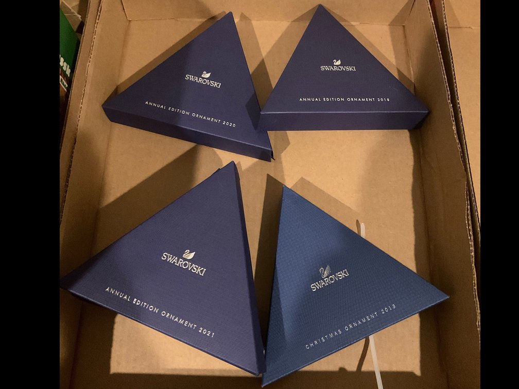 Swarovski crystal star Christmas ornaments - Upstairs Bedroom Upper Level