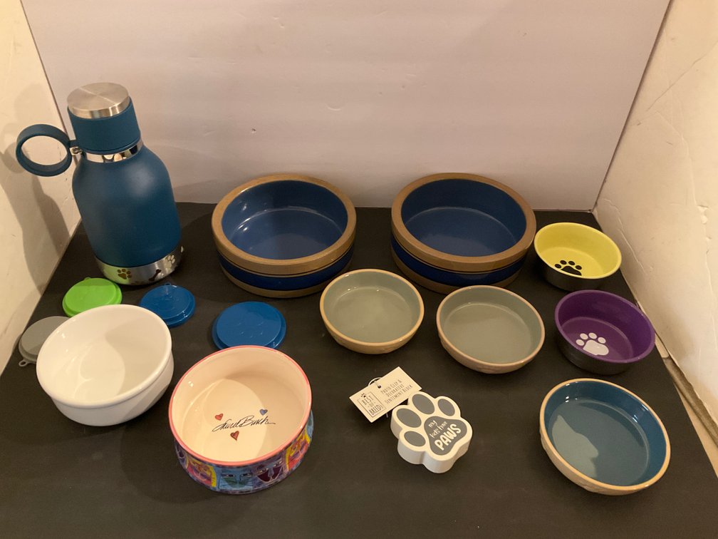 Assorted pet bowls, travel bottle & decor - Kitchen Main Level
